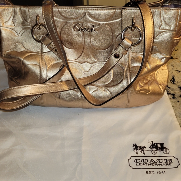 Coach gold purse good condition about 13 inches long and 7 inches tall - Picture 2 of 9